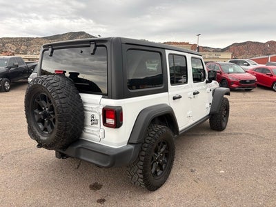 2020 Jeep Wrangler Unlimited Willys 4X4
