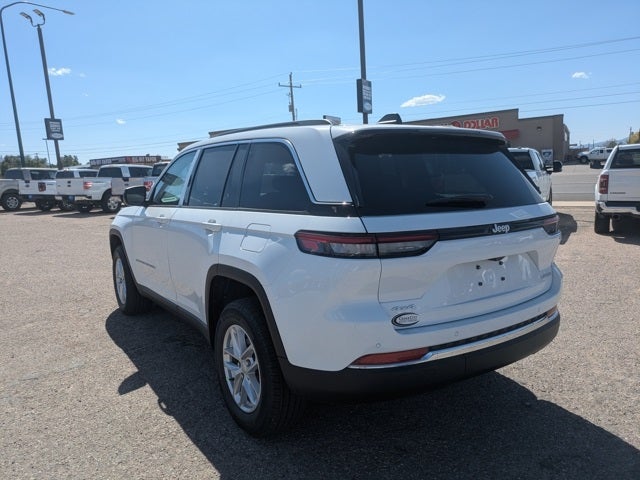 2025 Jeep Grand Cherokee GRAND CHEROKEE LAREDO X 4X4