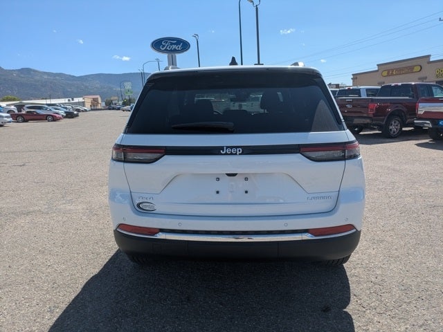 2025 Jeep Grand Cherokee GRAND CHEROKEE LAREDO X 4X4