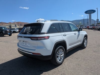 2025 Jeep Grand Cherokee GRAND CHEROKEE LAREDO X 4X4