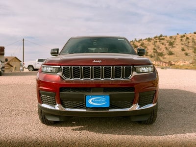 2025 Jeep Grand Cherokee GRAND CHEROKEE L LAREDO 4X4