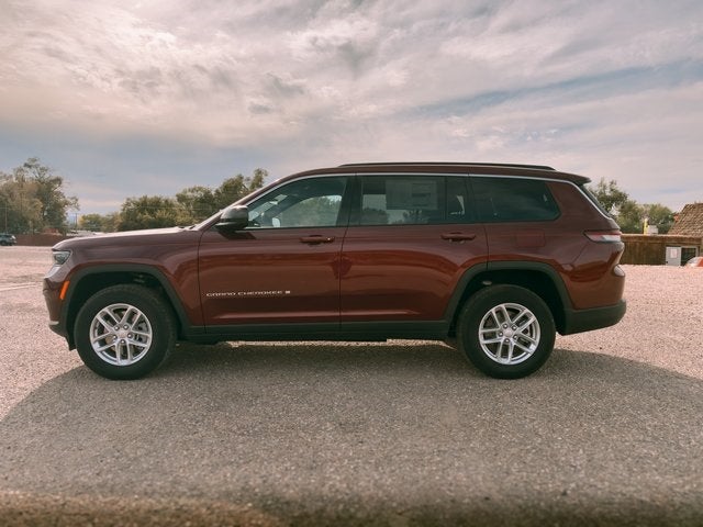 2025 Jeep Grand Cherokee GRAND CHEROKEE L LAREDO 4X4
