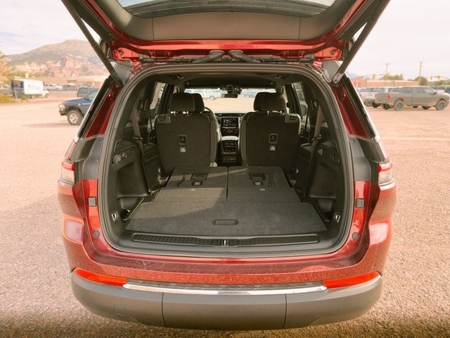 2025 Jeep Grand Cherokee GRAND CHEROKEE L LAREDO 4X4