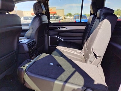 2025 Jeep Wagoneer WAGONEER L 4X4