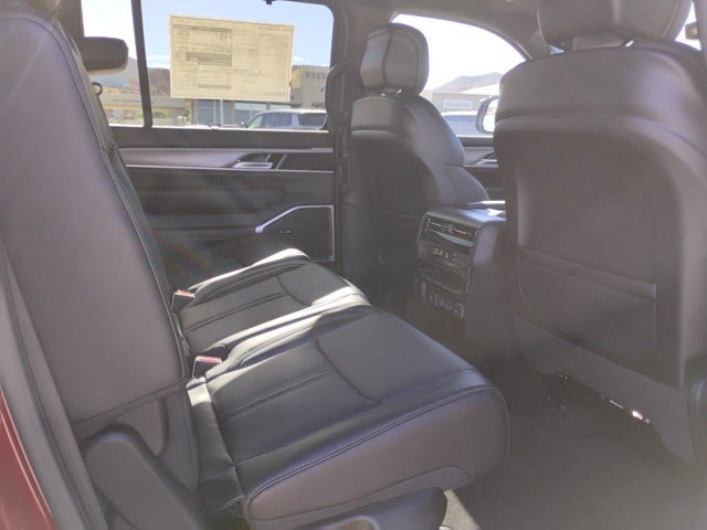 2025 Jeep Wagoneer WAGONEER L 4X4