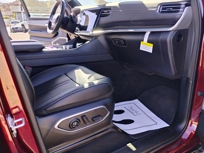 2025 Jeep Wagoneer WAGONEER L 4X4