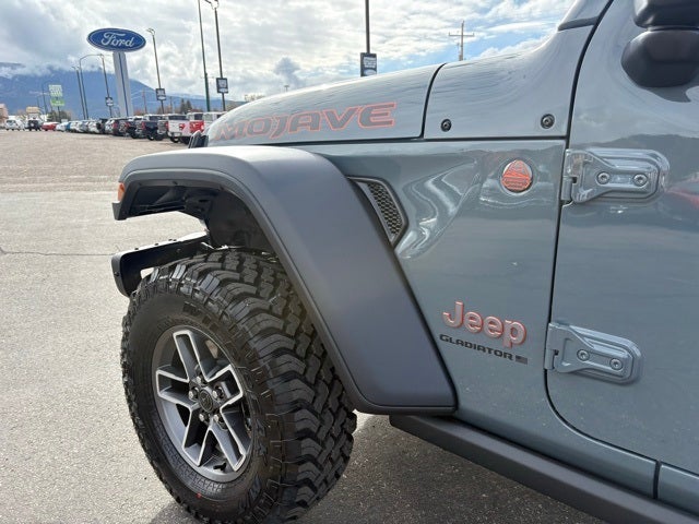 2026 Jeep Gladiator GLADIATOR MOJAVE 4X4