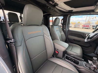 2026 Jeep Gladiator GLADIATOR MOJAVE 4X4