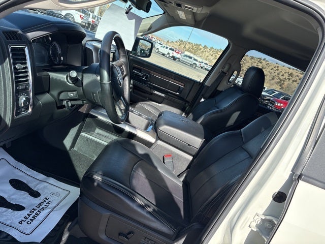 2018 RAM 1500 Laramie Crew Cab 4x4 5'7' Box