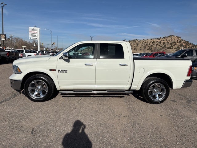 2018 RAM 1500 Laramie Crew Cab 4x4 5'7' Box