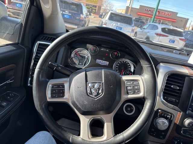 2018 RAM 1500 Laramie Crew Cab 4x4 5'7' Box