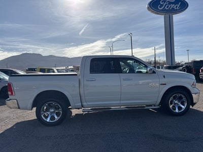 2018 RAM 1500 Laramie Crew Cab 4x4 5'7' Box