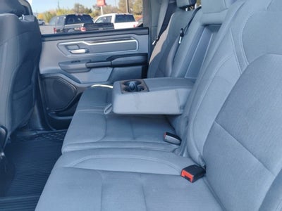 2022 RAM 1500 Big Horn Crew Cab 4x4 5'7' Box