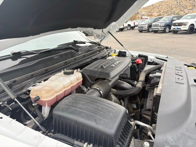 2023 RAM 1500 Big Horn Crew Cab 4x4 5'7' Box