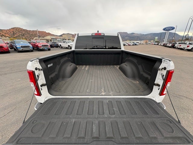 2023 RAM 1500 Big Horn Crew Cab 4x4 5'7' Box