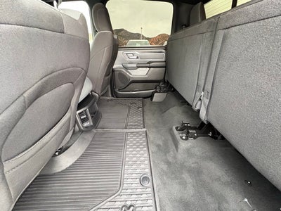 2023 RAM 1500 Big Horn Crew Cab 4x4 5'7' Box
