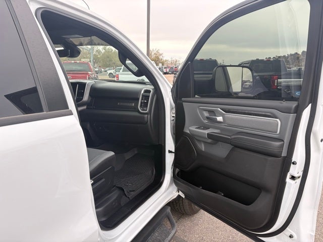 2023 RAM 1500 Big Horn Crew Cab 4x4 5'7' Box