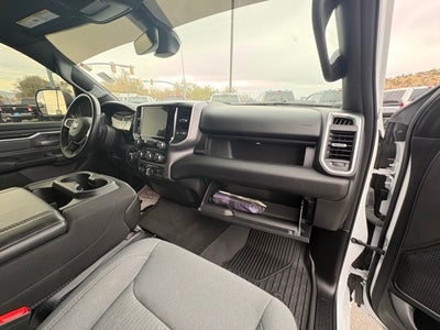 2023 RAM 1500 Big Horn Crew Cab 4x4 5'7' Box