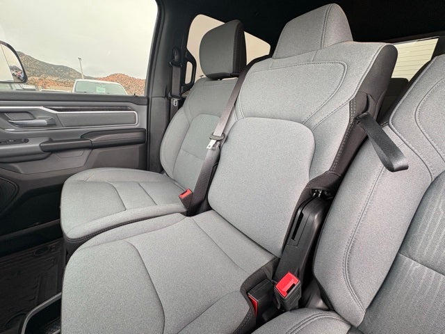 2023 RAM 1500 Big Horn Crew Cab 4x4 5'7' Box