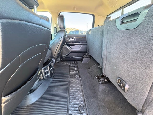 2021 RAM 1500 Laramie Crew Cab 4x4 5'7' Box