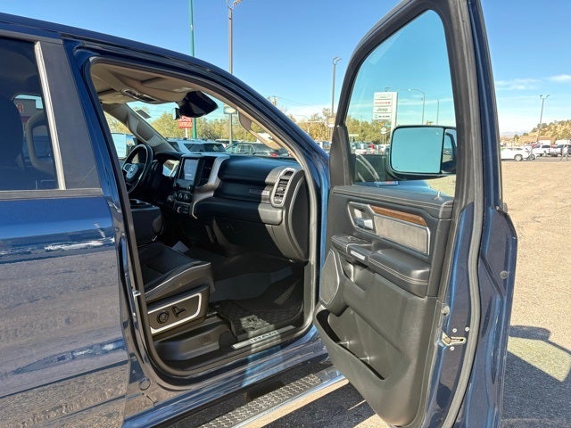 2021 RAM 1500 Laramie Crew Cab 4x4 5'7' Box