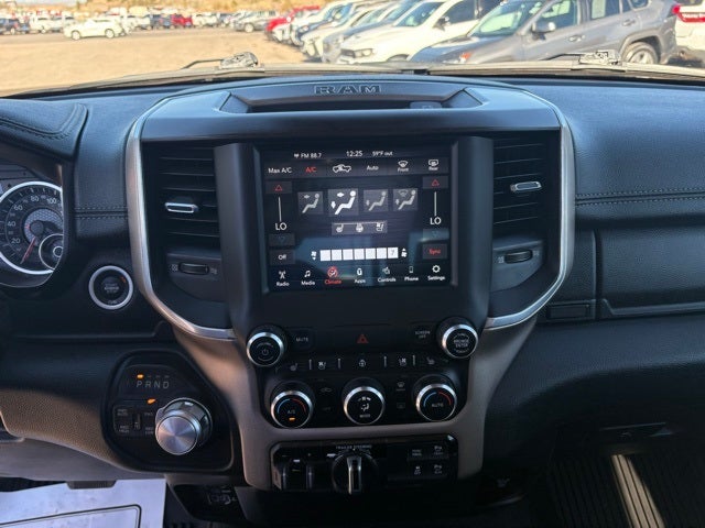 2021 RAM 1500 Laramie Crew Cab 4x4 5'7' Box