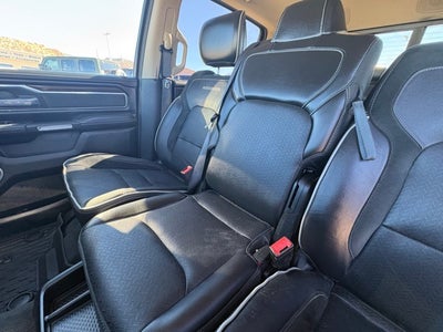 2021 RAM 1500 Laramie Crew Cab 4x4 5'7' Box