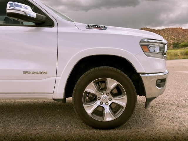 2021 RAM 1500 Laramie Crew Cab 4x4 5'7' Box