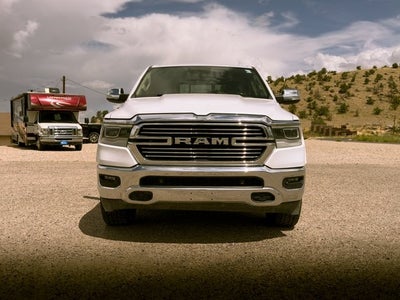 2021 RAM 1500 Laramie Crew Cab 4x4 5'7' Box