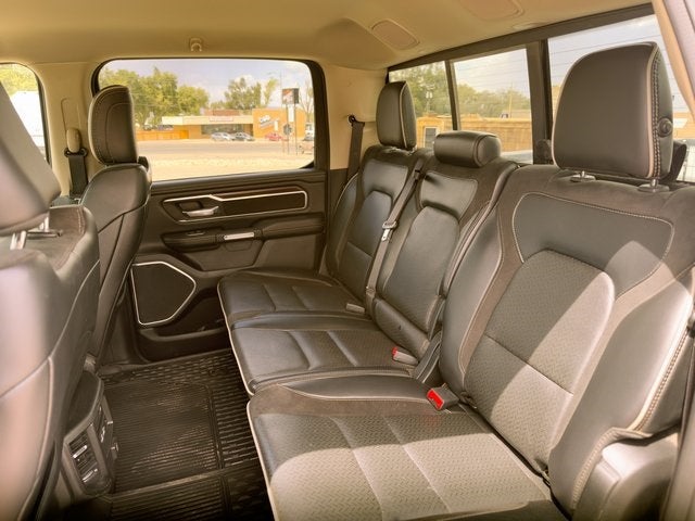 2021 RAM 1500 Laramie Crew Cab 4x4 5'7' Box