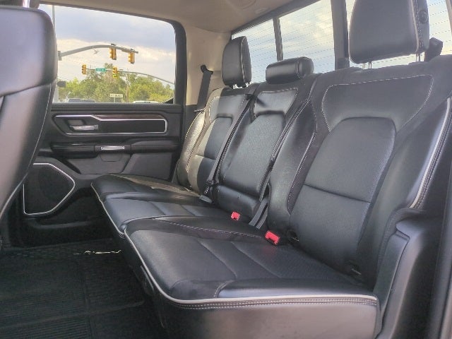 2020 RAM 1500 Laramie Crew Cab 4x4 5'7' Box