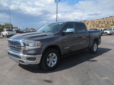 2020 RAM 1500 Laramie Crew Cab 4x4 5'7' Box