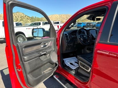 2021 RAM 1500 Laramie Crew Cab 4x4 5'7' Box