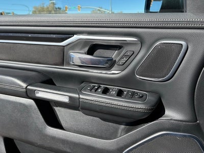 2021 RAM 1500 Laramie Crew Cab 4x4 5'7' Box