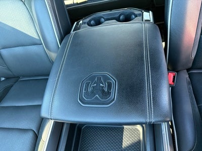 2021 RAM 1500 Laramie Crew Cab 4x4 5'7' Box