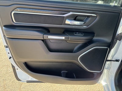 2023 RAM 1500 Laramie Crew Cab 4x4 5'7' Box