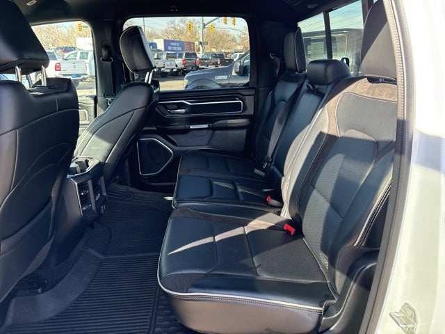 2023 RAM 1500 Laramie Crew Cab 4x4 5'7' Box