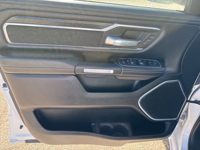 2023 RAM 1500 Laramie Crew Cab 4x4 5'7' Box