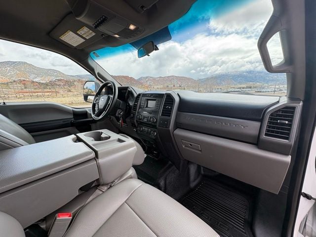 2018 Ford F-550 Chassis XL