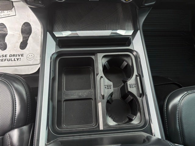 2025 Ford F-250 Platinum