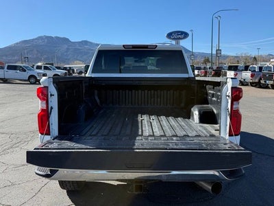 2023 Chevrolet Silverado 3500HD 4WD Crew Cab Standard Bed LTZ