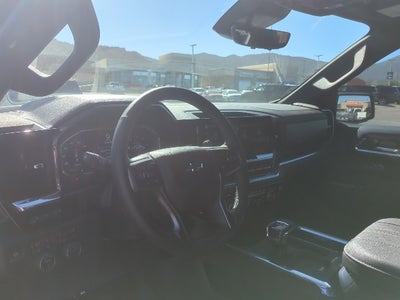 2025 Chevrolet Silverado 1500 4WD Crew Cab Short Bed High Country