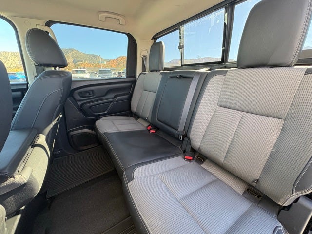 2020 Nissan TITAN Crew Cab S 4x4