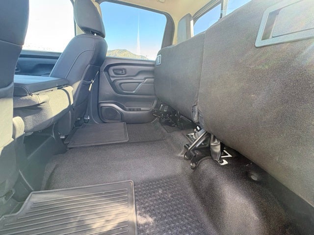 2020 Nissan TITAN Crew Cab S 4x4