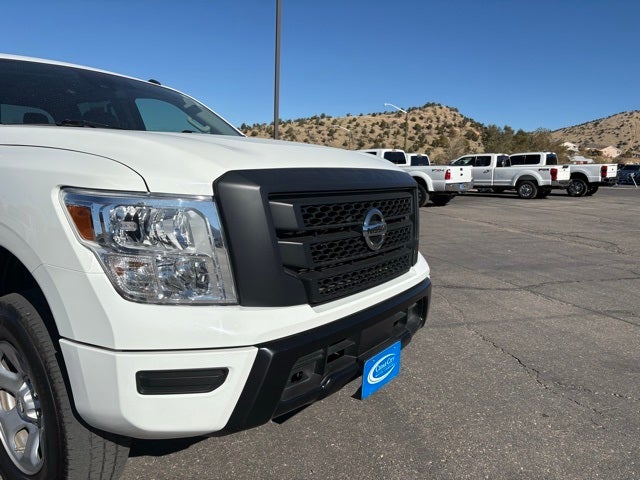 2020 Nissan TITAN Crew Cab S 4x4