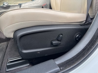 2017 Chrysler 300C C