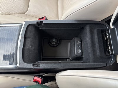 2017 Chrysler 300C C