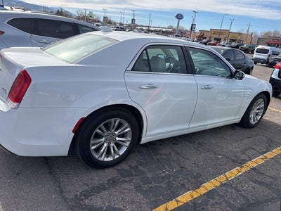 2017 Chrysler 300C C