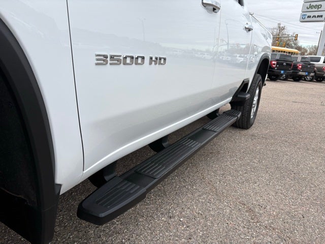 2022 Chevrolet Silverado 3500HD 4WD Crew Cab Standard Bed LTZ