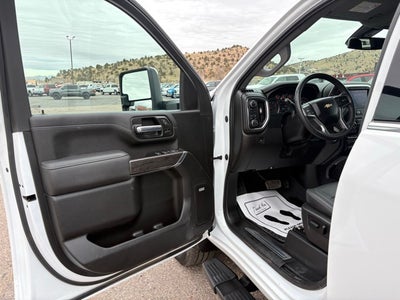 2022 Chevrolet Silverado 3500HD 4WD Crew Cab Standard Bed LTZ